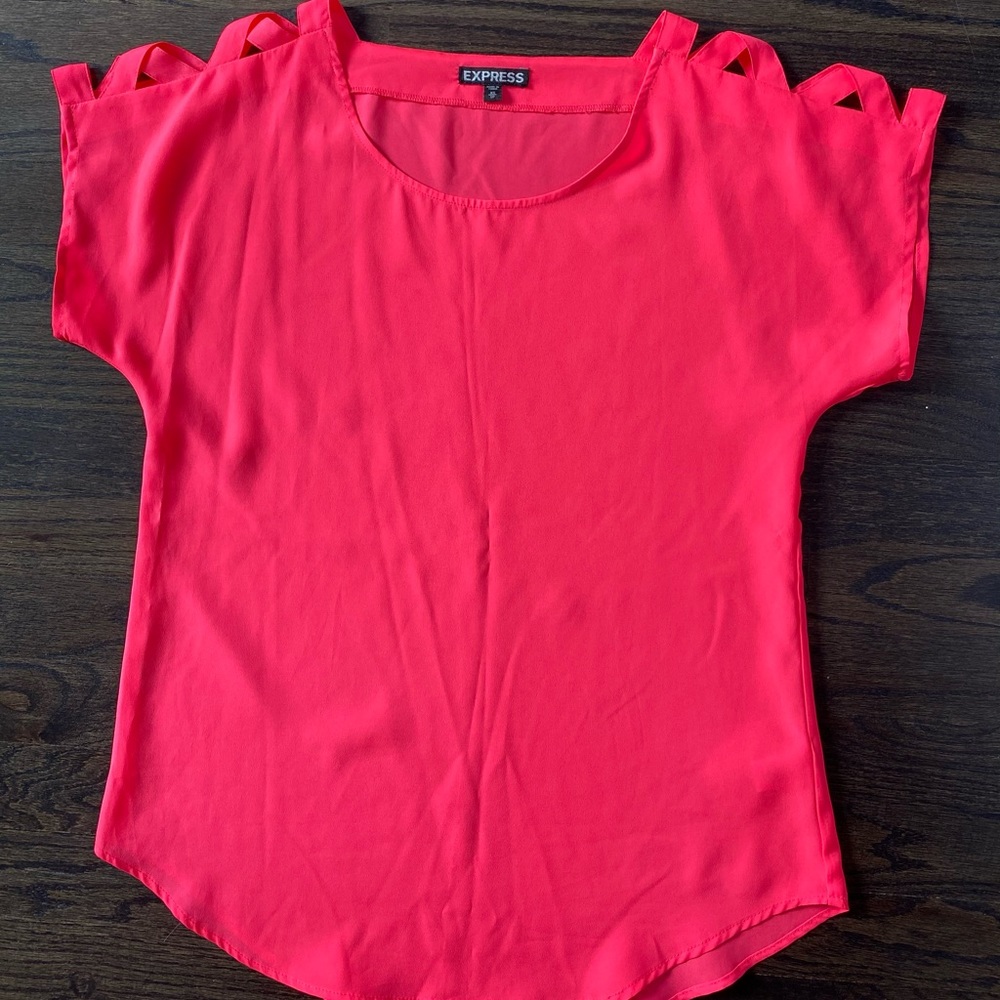 EXPRESS short sleeve shirt
